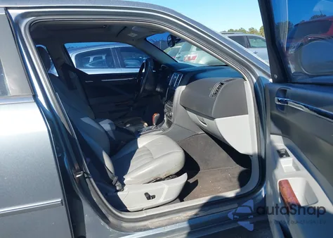 2006 Chrysler 300C from USA, damaged, VIN 2C3LA63H86H408186